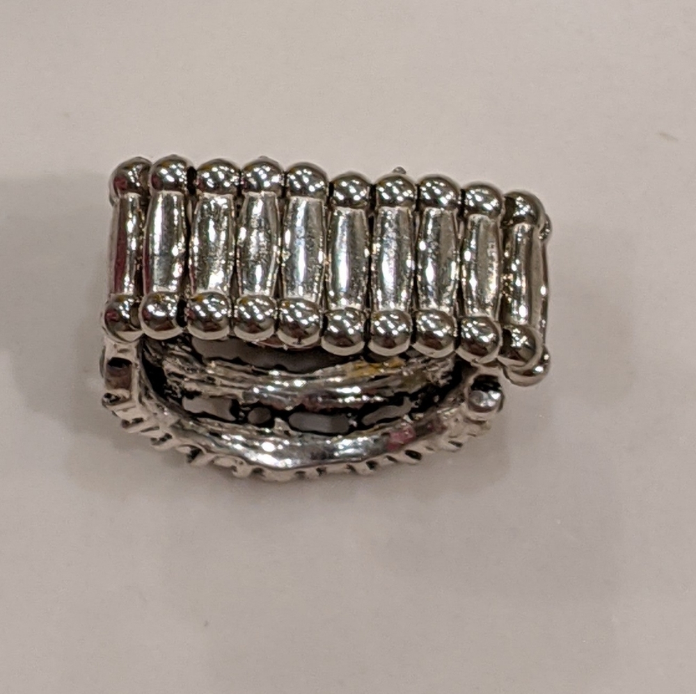 Truly Treasured Ring - Picture 3 of 3